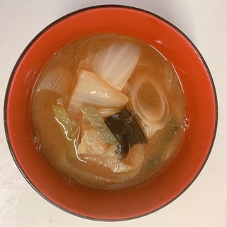 ねぎと白菜の味噌汁